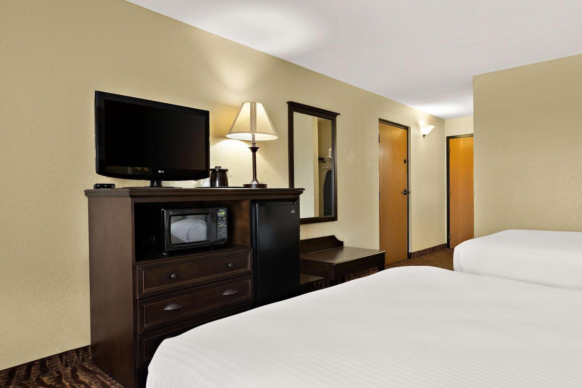 Best Western Center Pointe Inn Бренсън Екстериор снимка