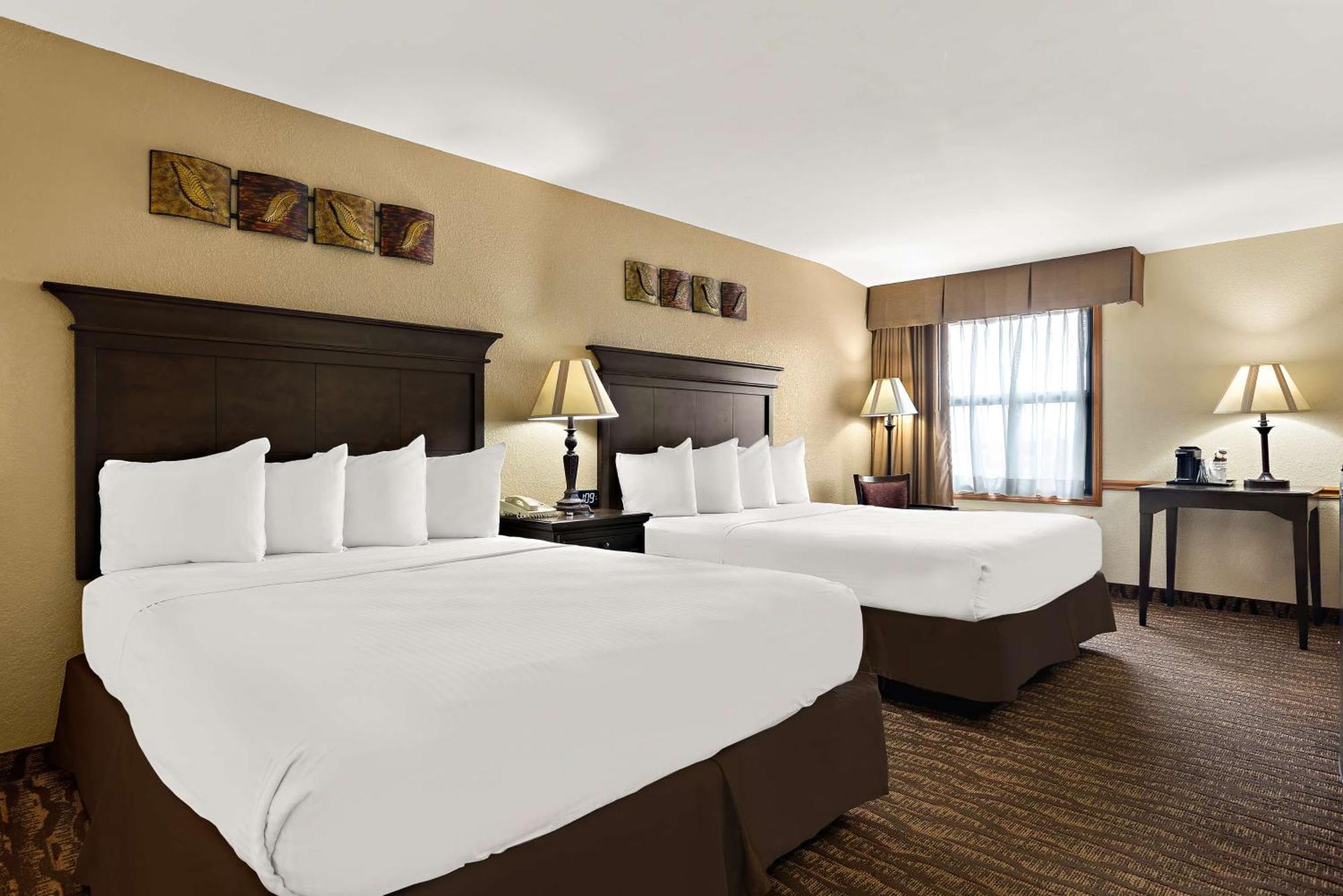 Best Western Center Pointe Inn Бренсън Екстериор снимка